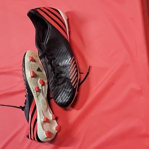 Mens Size 11 Adidas soccer cleats
